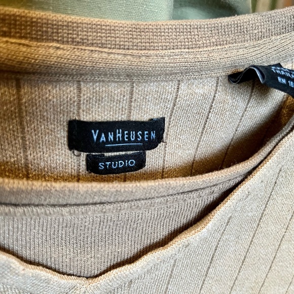 Van Heusen L/T Sweater - Picture 6 of 8
